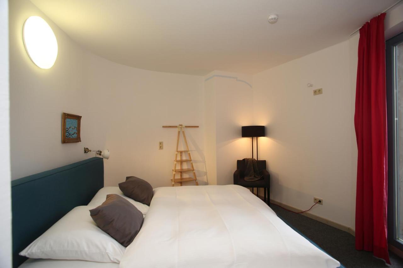 Alanus Gastehaus Hotell Alfter Eksteriør bilde